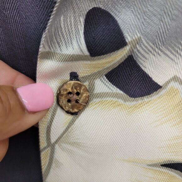 Tommy Bahama Shirt Men XXL Black Beige Floral Palm Hawaiian 100% Silk Button - Picture 4 of 8